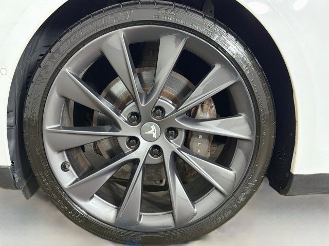 Used 2014 Tesla Model S 85 RWD image 27