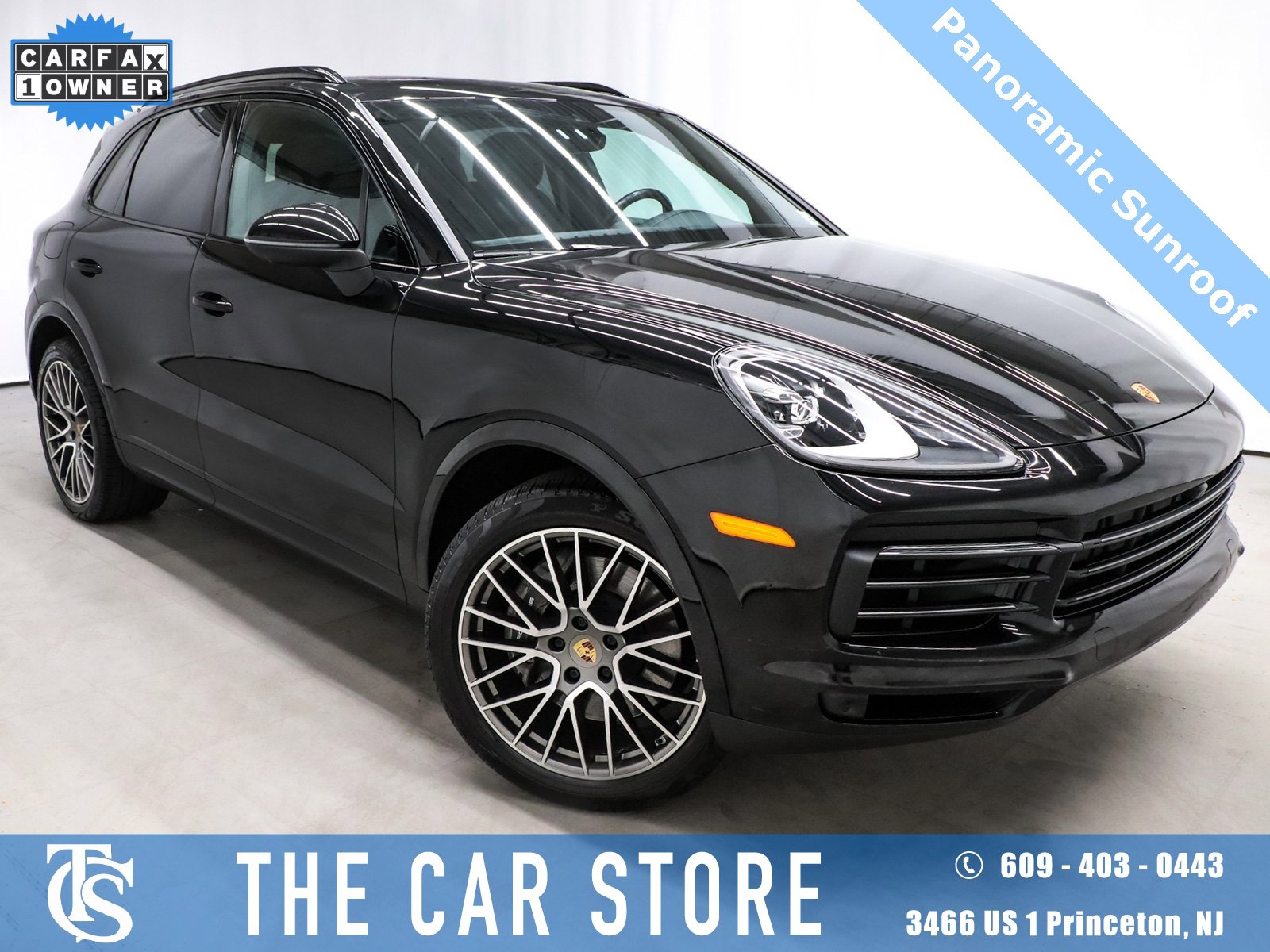 Used 2023 Porsche Cayenne Platinum Edition image 1