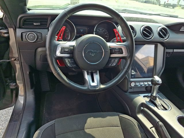 Used 2016 Ford Mustang Coupe RWD image 11