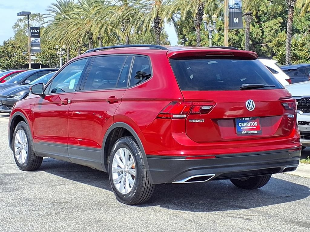 Used 2018 Volkswagen Tiguan S FWD image 4