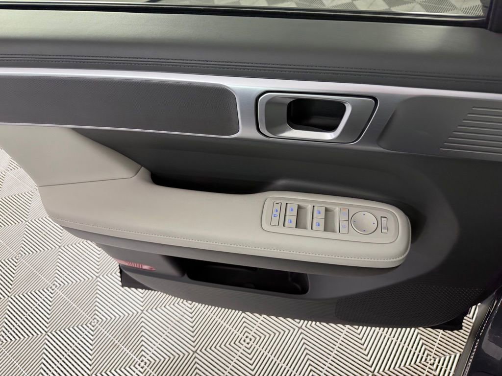 Used 2026 Hyundai Santa Fe SEL image 23