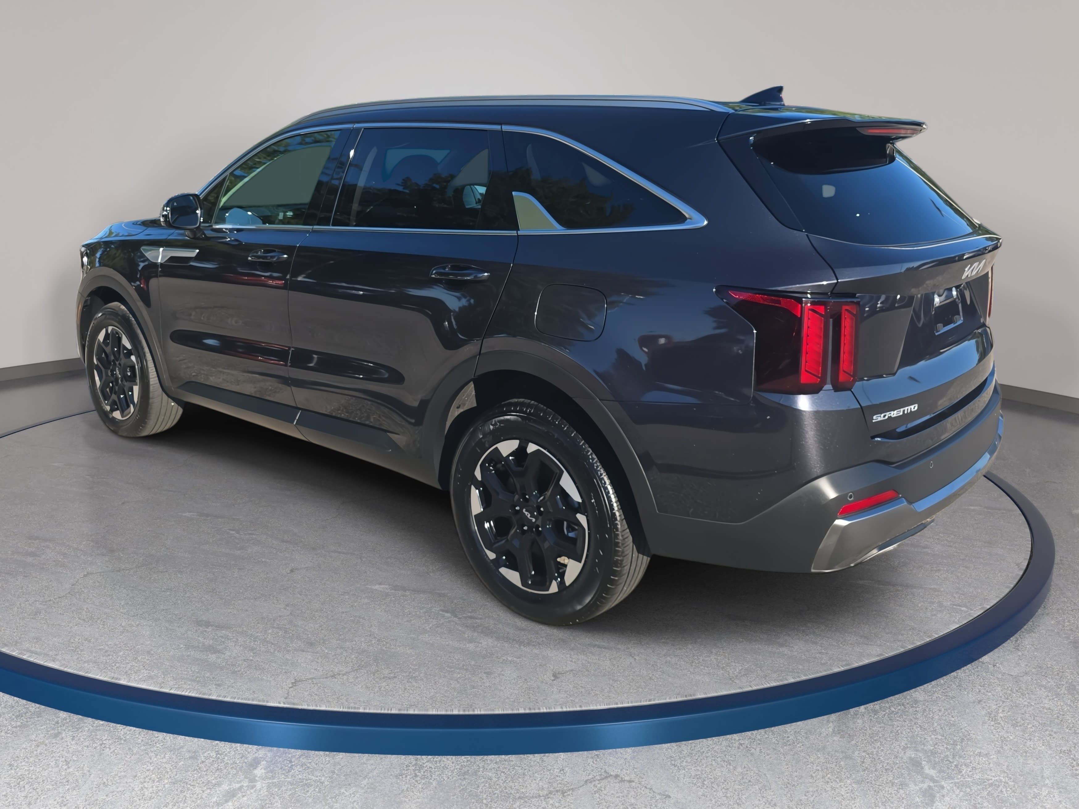 Used 2025 Kia Sorento S AWD/4WD image 7