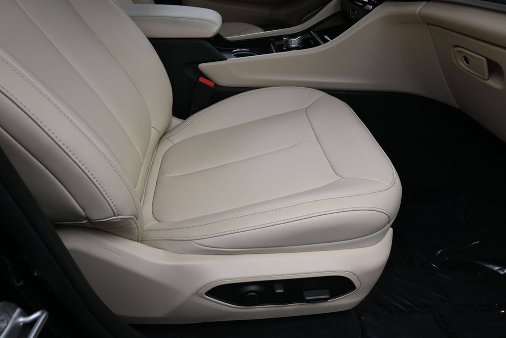Used 2026 Jeep Grand Cherokee Limited RWD image 43
