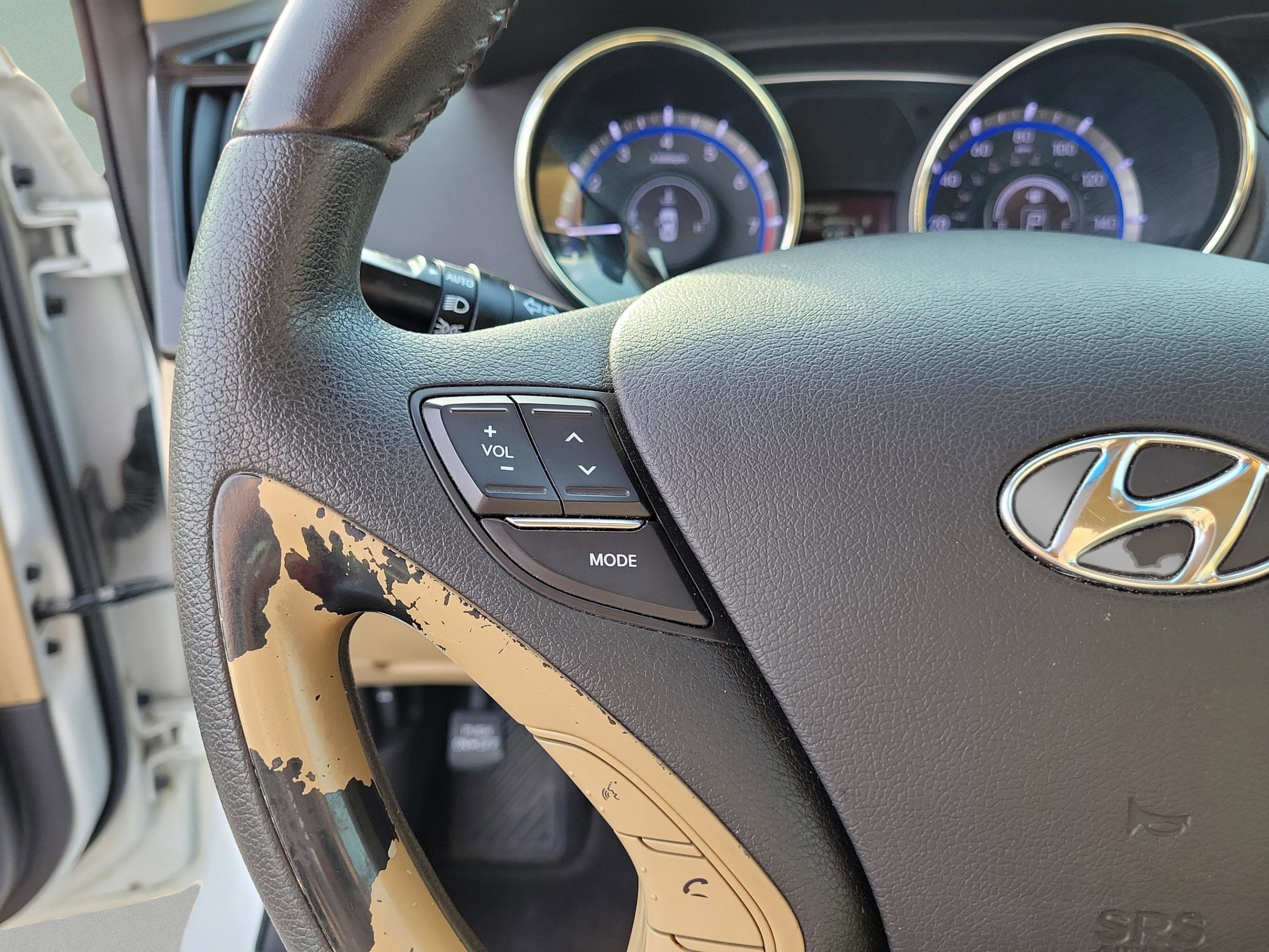 Used 2013 Hyundai Sonata Limited image 25