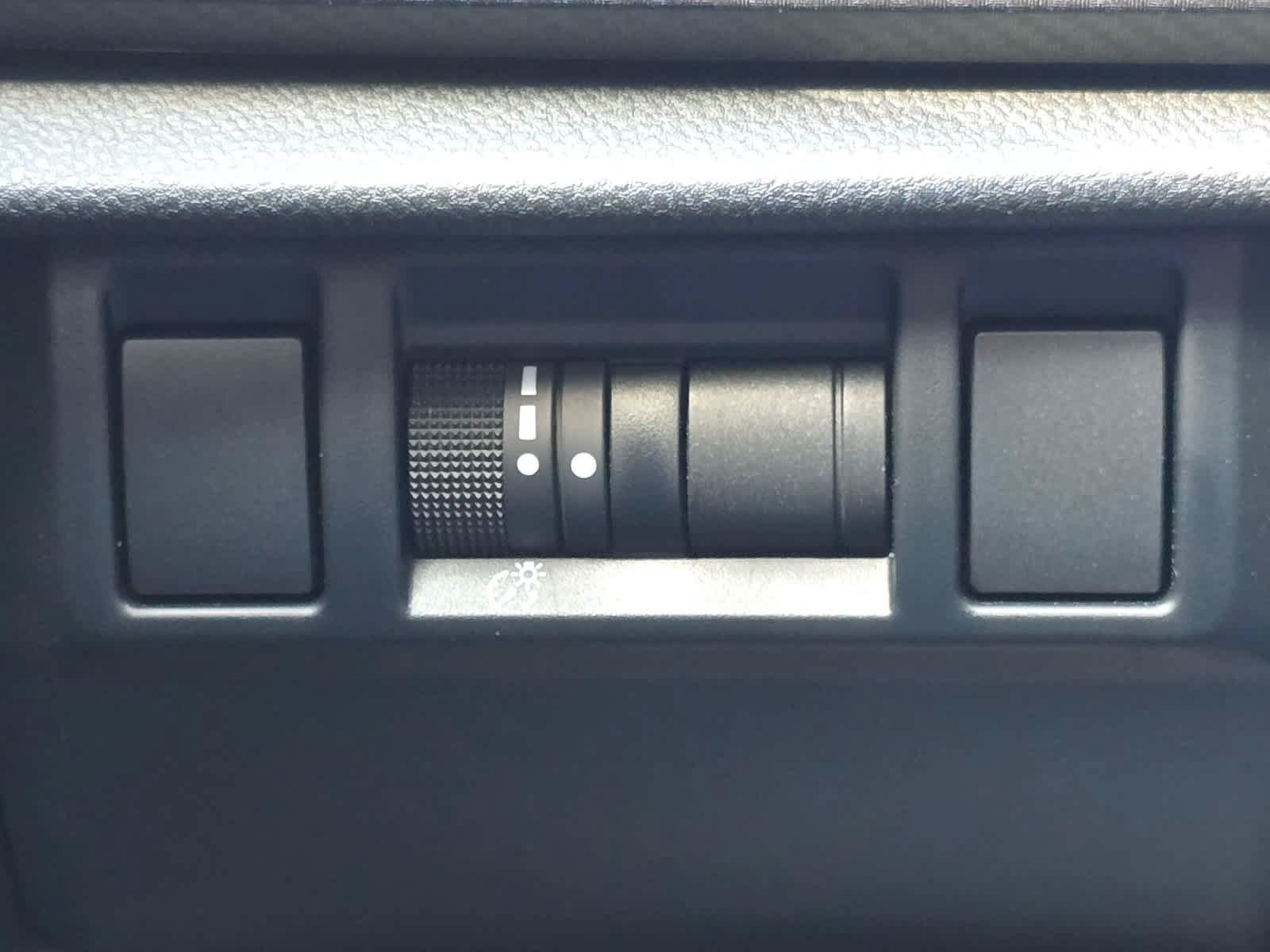 Certified 2025 Subaru Crosstrek 2.5i Limited w/ Crosstrek Mirror Package AWD/4WD image 18