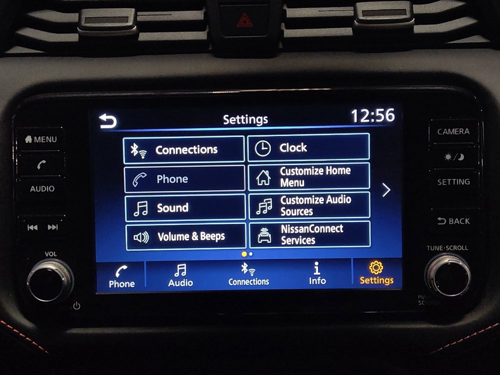 Used 2023 Nissan Versa SR w/ Trunk Package image 25