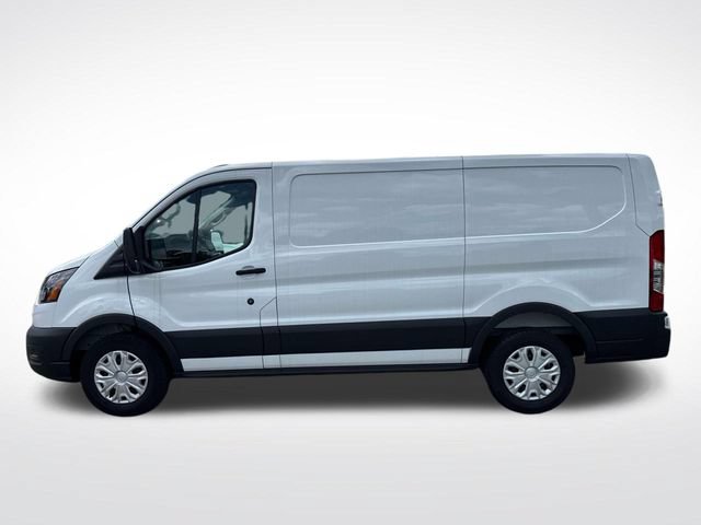 New 2026 Ford Transit 150 Low Roof w/ Load Area Protection Package RWD image 7