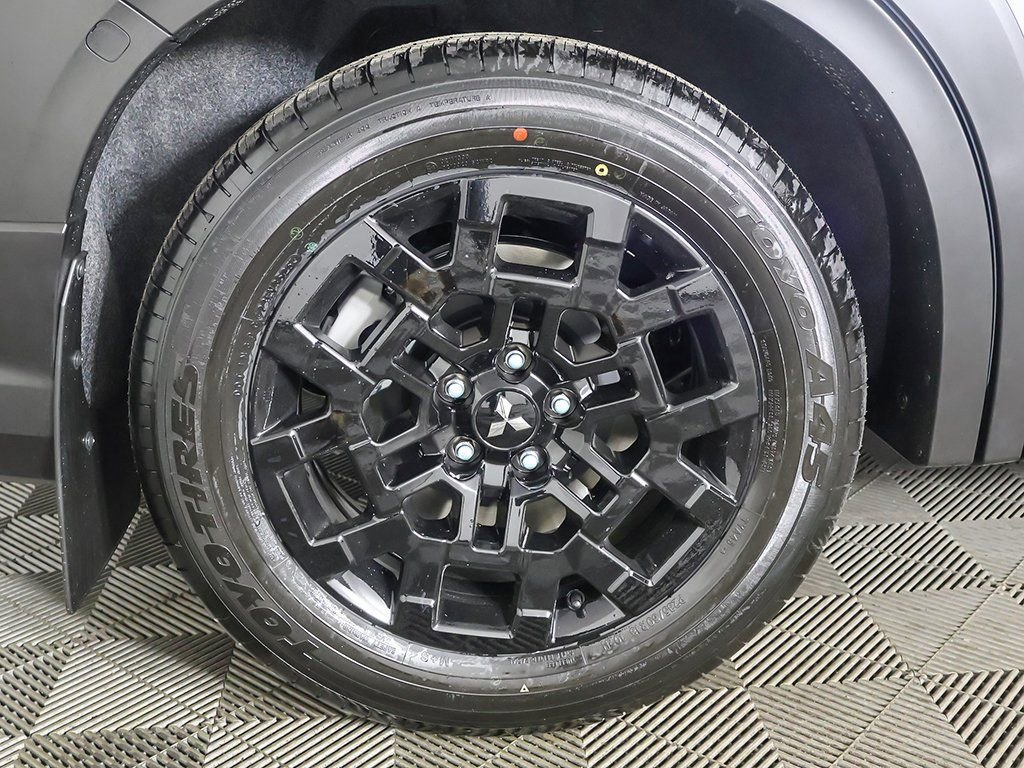 New 2026 Mitsubishi Outlander Trail Edition image 23