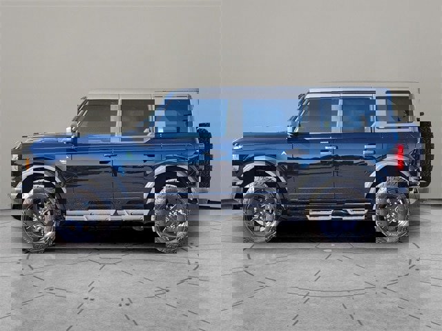 Certified 2023 Ford Bronco Black Diamond image 9