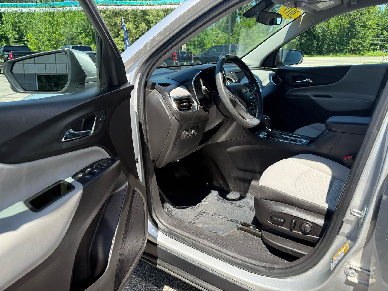 Used 2019 Chevrolet Equinox LT AWD/4WD image 15