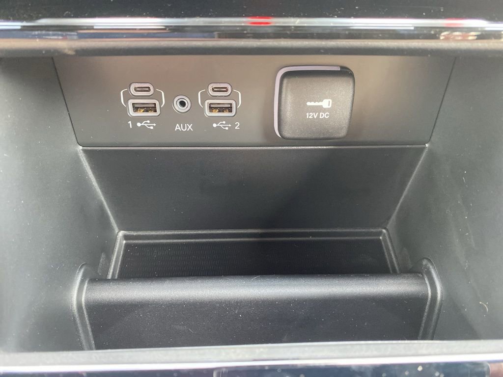 New 2025 Jeep Grand Cherokee Limited w/ Black Appearance Package image 33