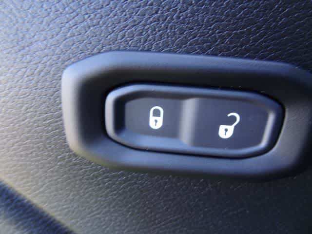 Used 2023 Jeep Wrangler Unlimited Sport AWD/4WD image 15