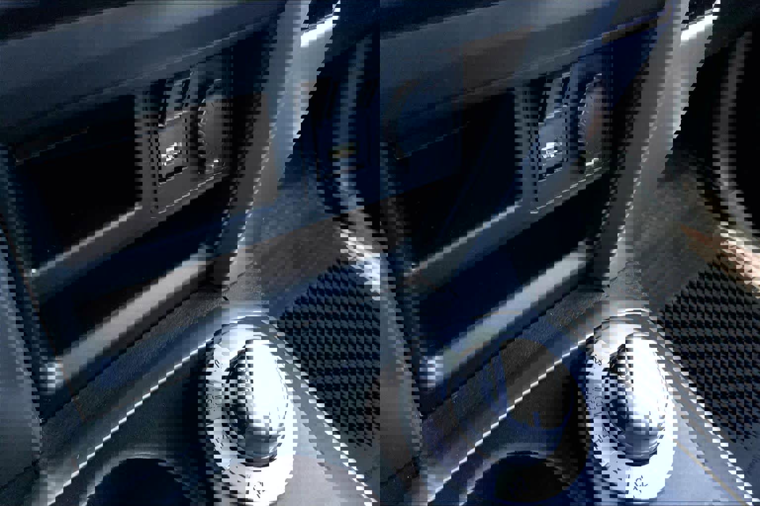 Used 2020 Toyota 4Runner SR5 Premium w/ Moonroof Package AWD/4WD image 34