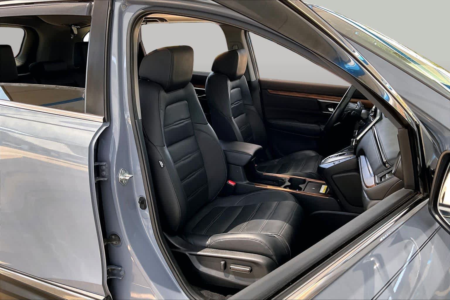 Used 2021 Honda CR-V Touring image 9