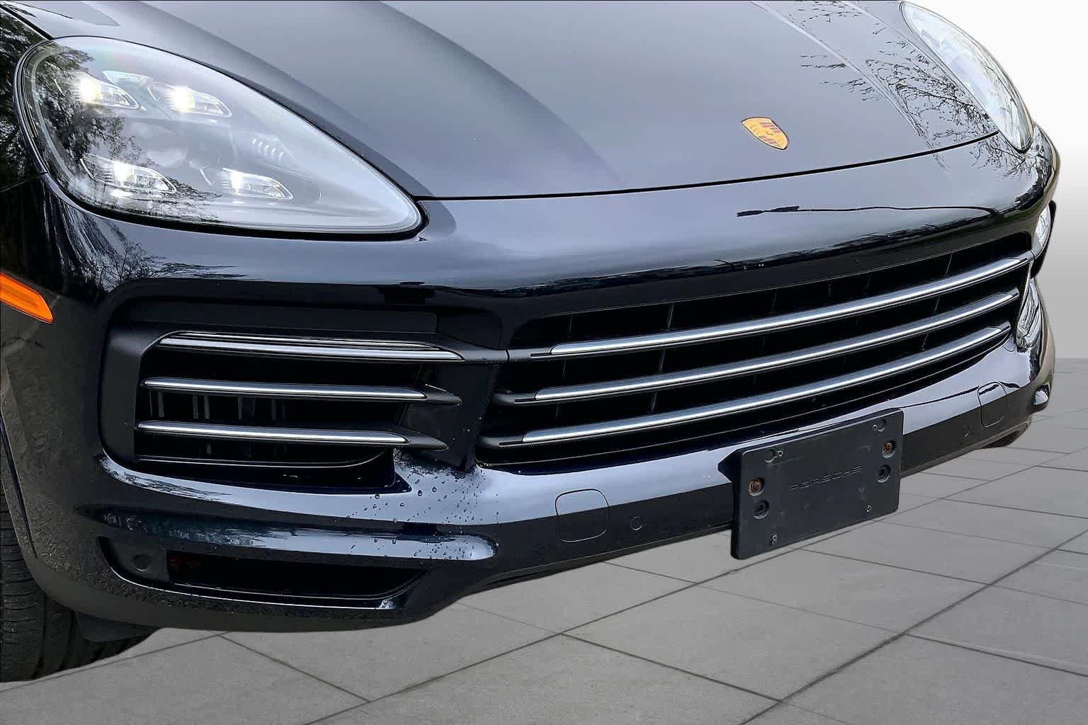 Used 2022 Porsche Cayenne AWD/4WD image 28