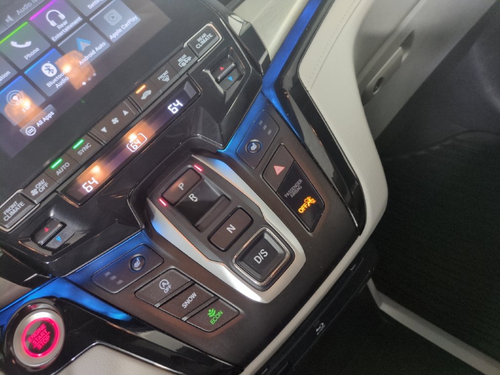 Certified 2024 Honda Odyssey Touring image 27