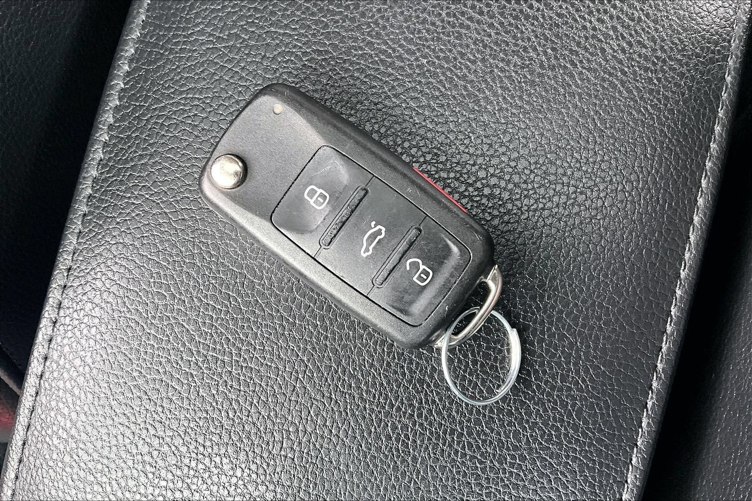 Used 2014 Volkswagen Jetta SE FWD image 33