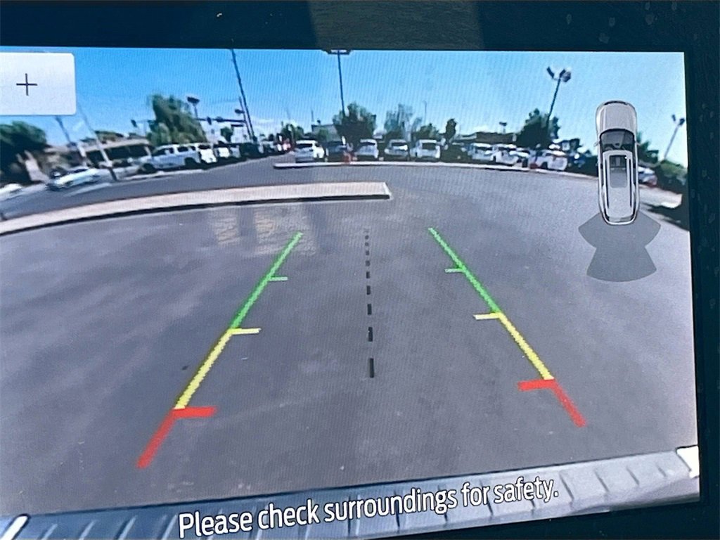 Used 2022 Ford Explorer XLT image 13