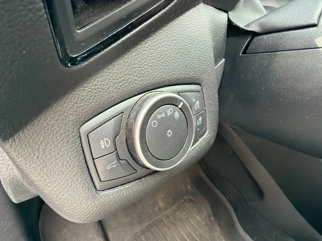 Used 2018 Ford Escape SEL FWD image 18