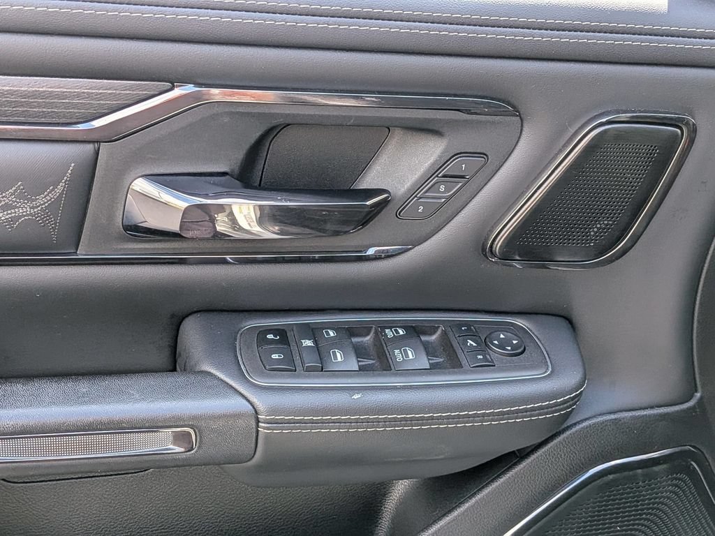 Used 2024 RAM 1500 Limited AWD/4WD image 11