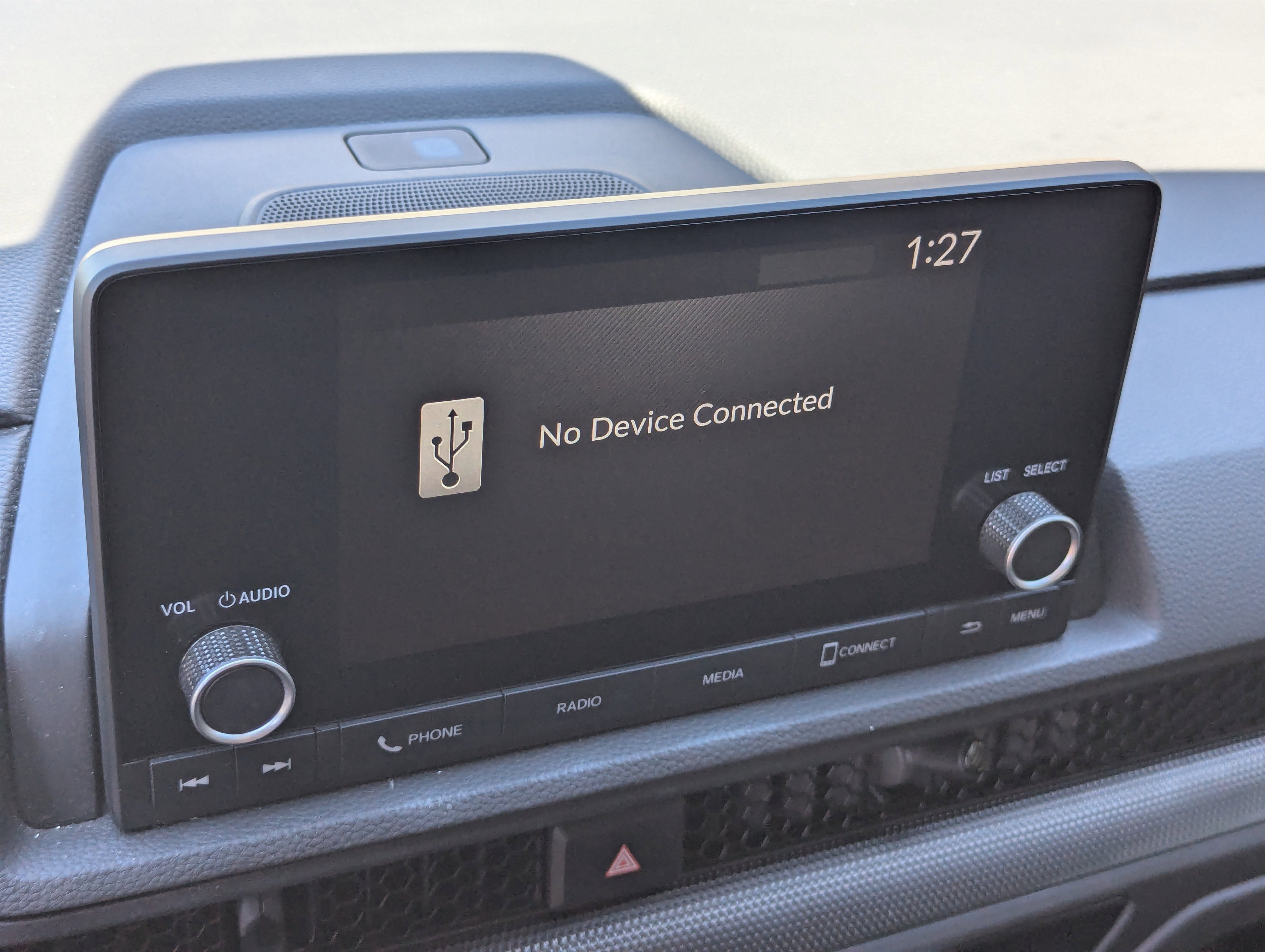 Used 2023 Honda CR-V LX image 25