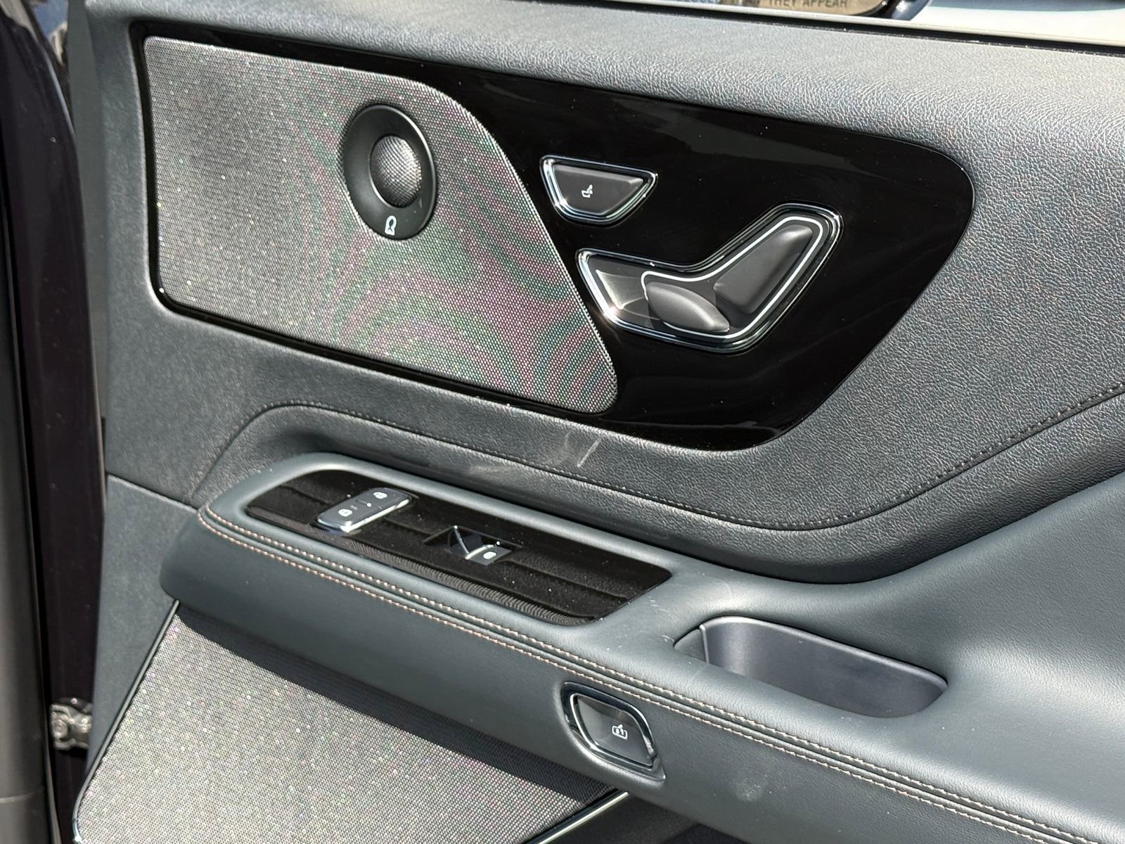 New 2026 Lincoln Aviator Reserve image 12