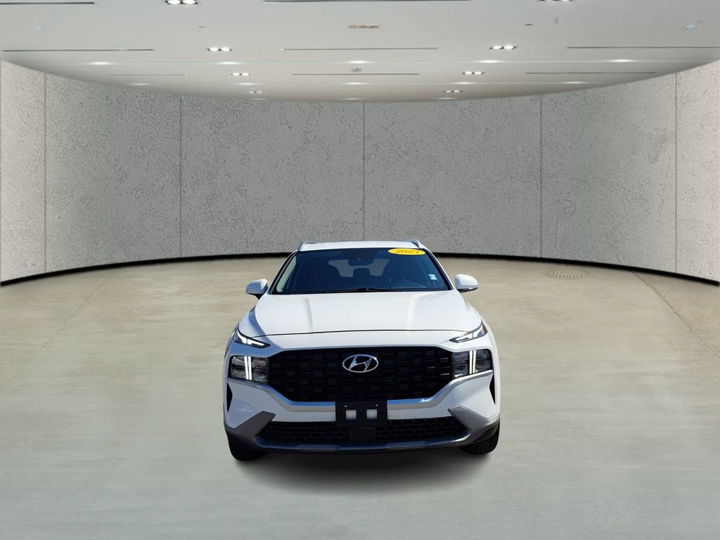 Used 2023 Hyundai Santa Fe SEL image 2