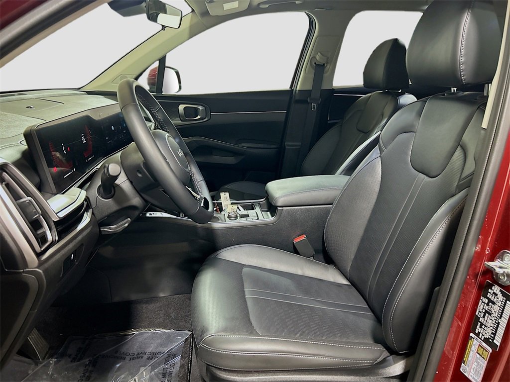 Used 2025 Kia Sorento S w/ Panoramic Sunroof Package image 19