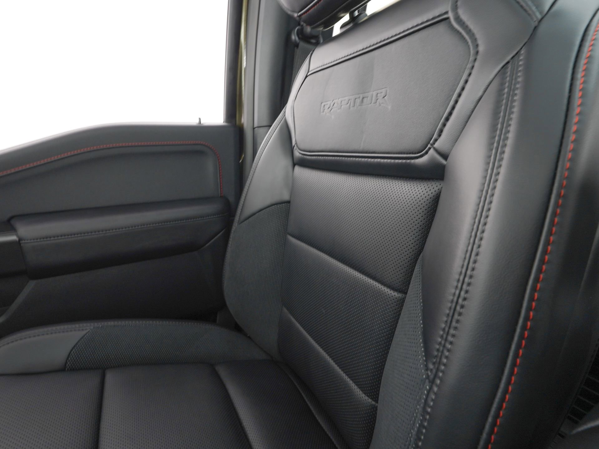 Used 2026 Ford F150 Raptor image 28