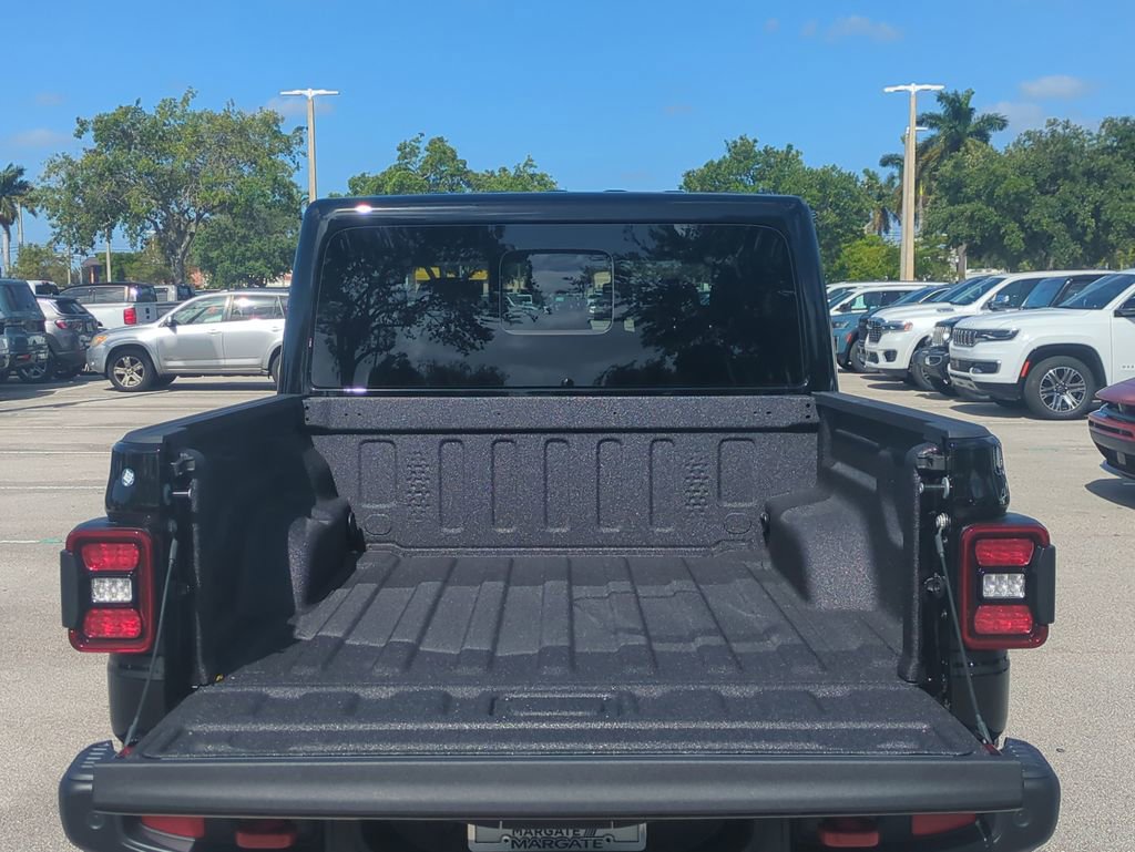New 2026 Jeep Gladiator Rubicon image 13