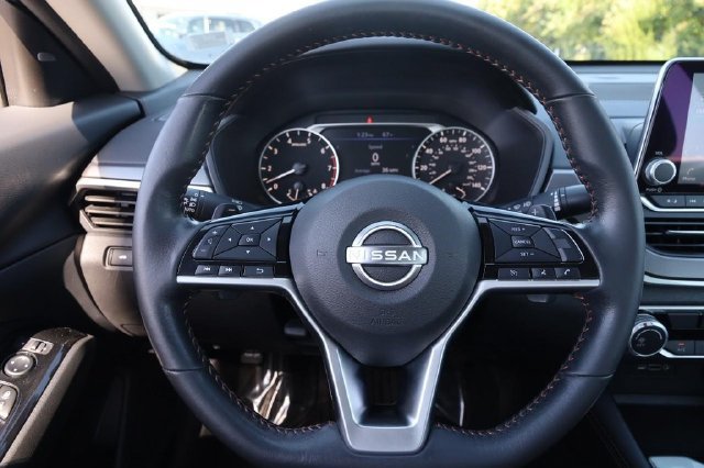 Certified 2024 Nissan Altima 2.5 SR FWD image 10