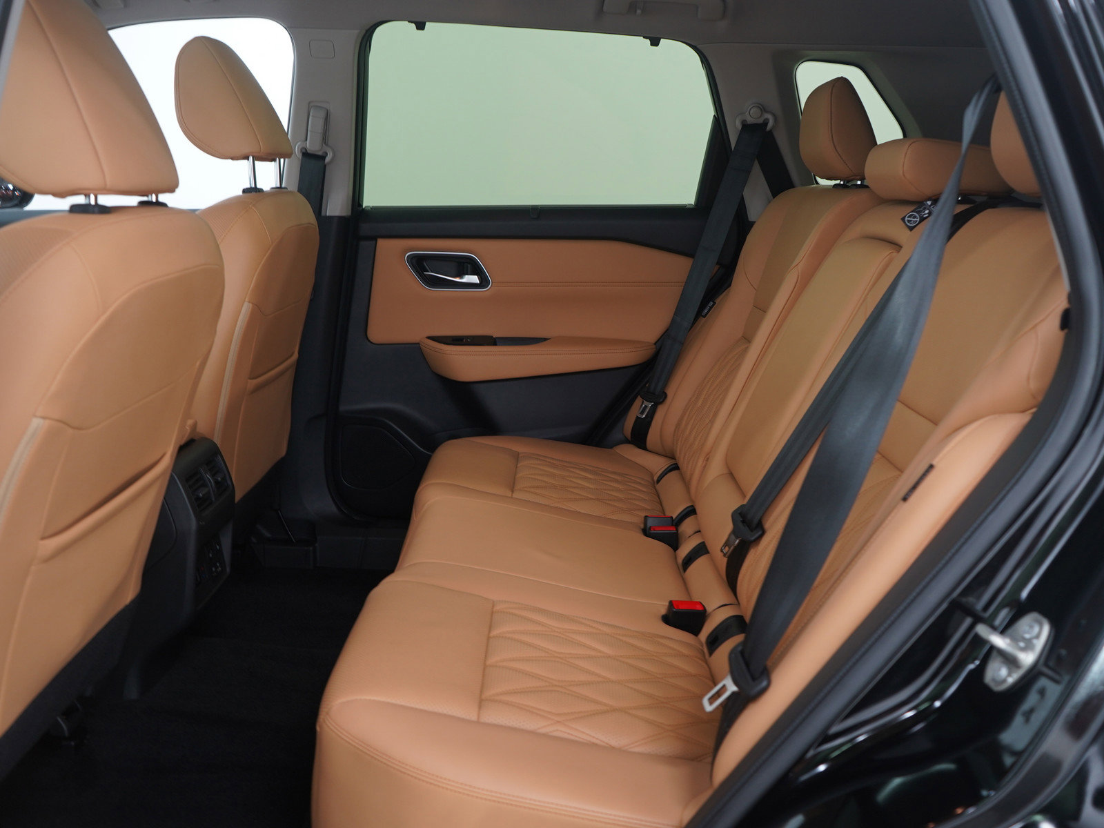 Used 2023 Nissan Rogue Platinum w/ Platinum Premium Package image 14