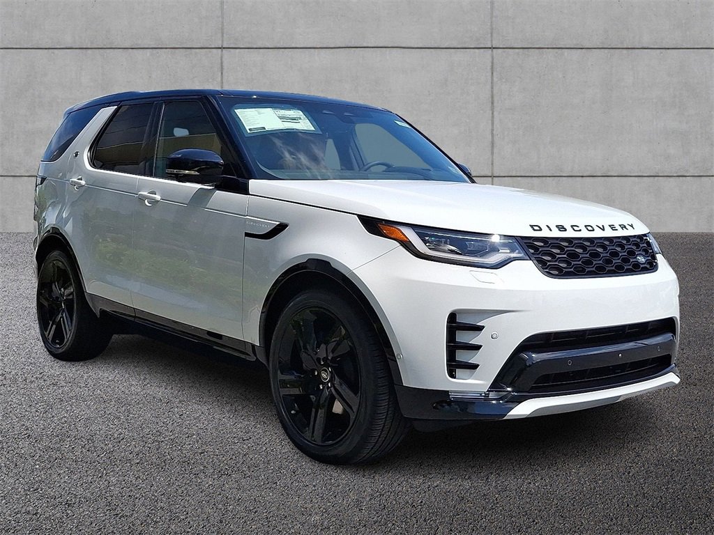 New 2025 Land Rover Discovery Dynamic SE image 2