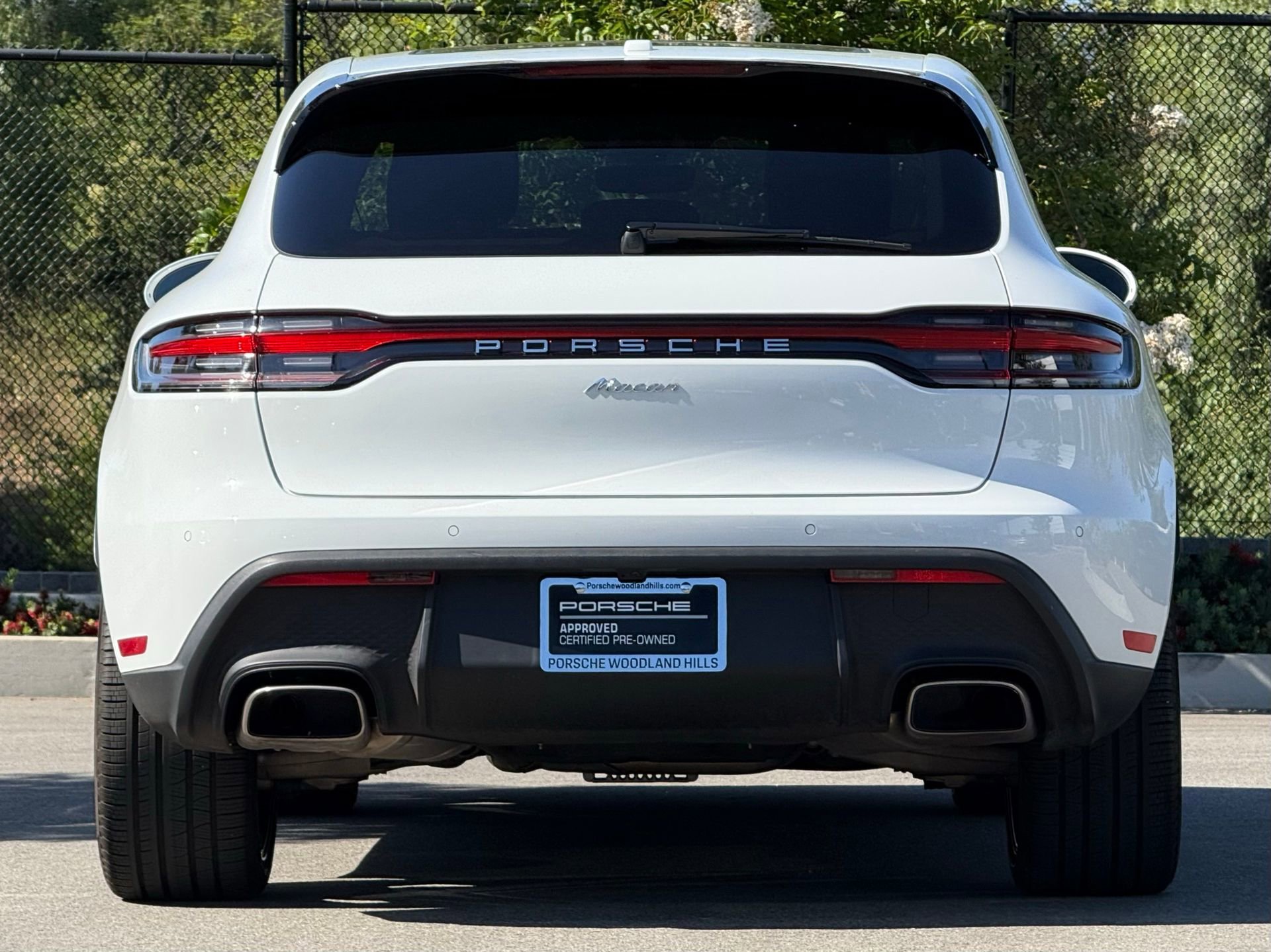 Used 2024 Porsche Macan image 6
