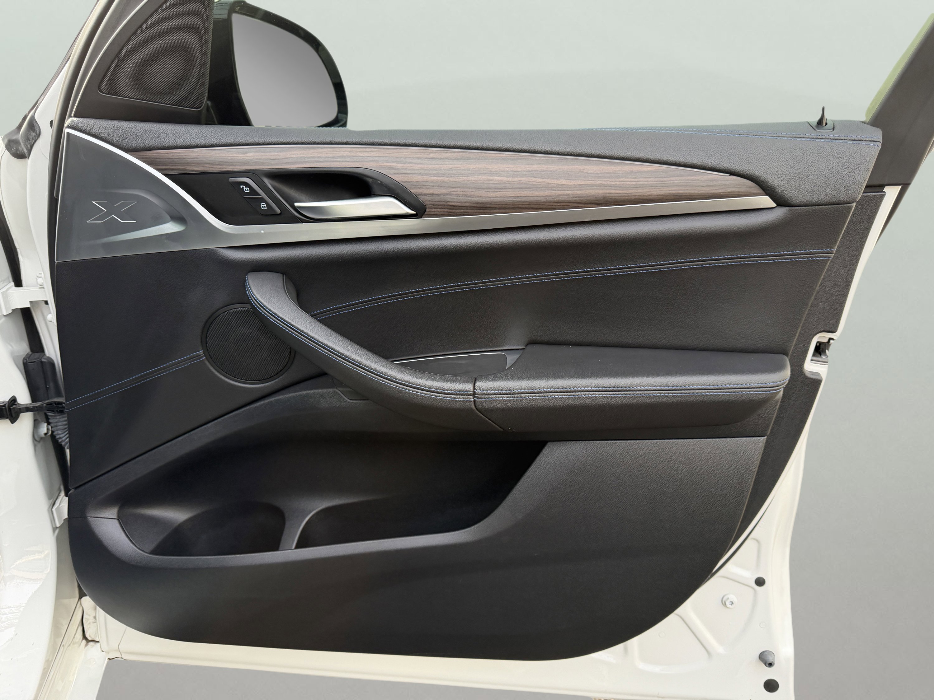 Used 2018 BMW X3 M40i w/ Premium Package image 48