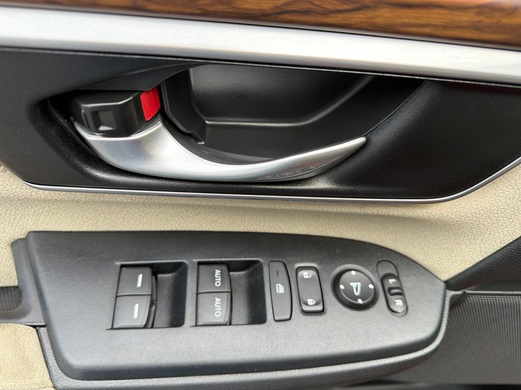 Used 2018 Honda CR-V EX image 18