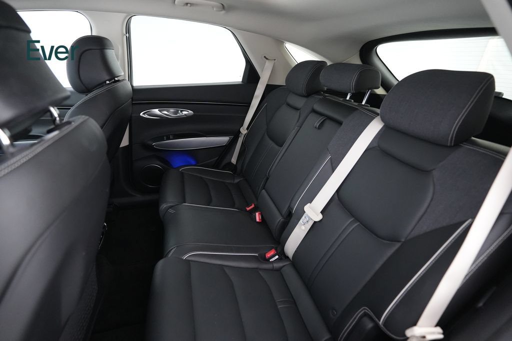 Used 2023 Genesis Electrified GV70 AWD/4WD image 24