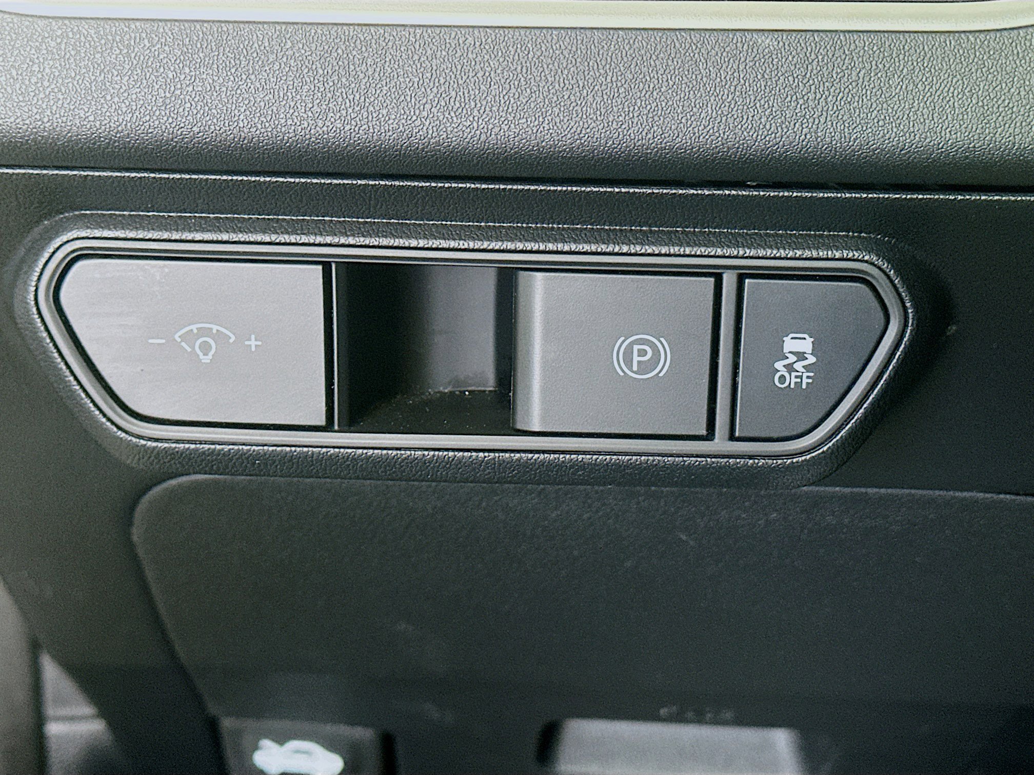 Used 2025 Kia K4 LXS image 17