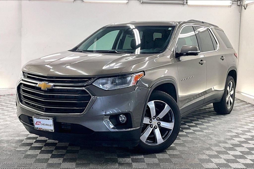 Used 2020 Chevrolet Traverse LT w/ LT Premium Package
