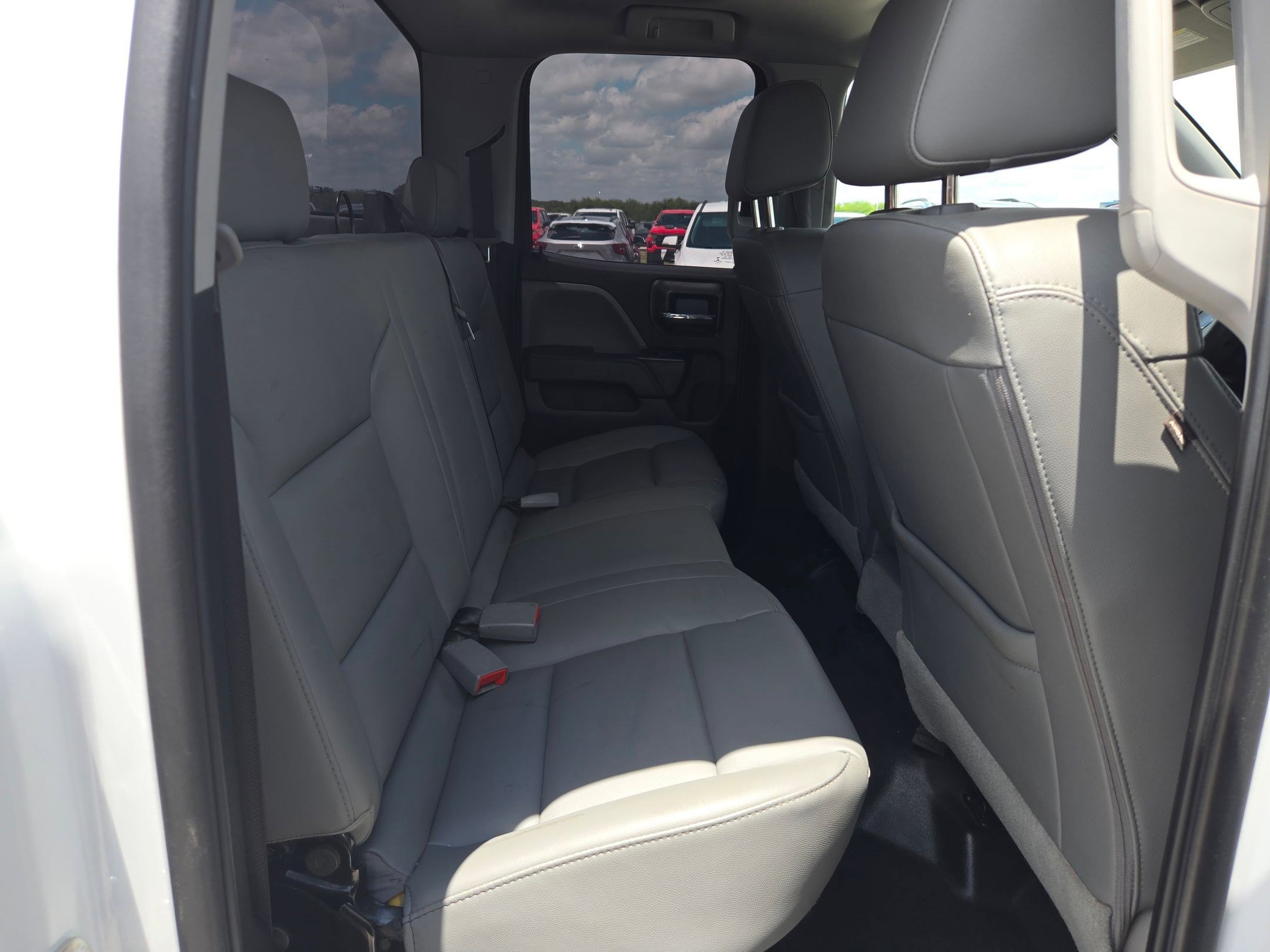 Used 2019 Chevrolet Silverado 1500 W/T AWD/4WD image 19