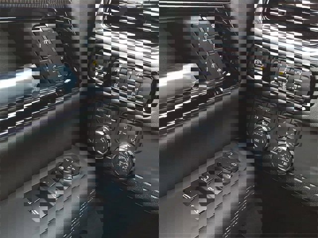 New 2026 GMC Yukon Elevation image 12