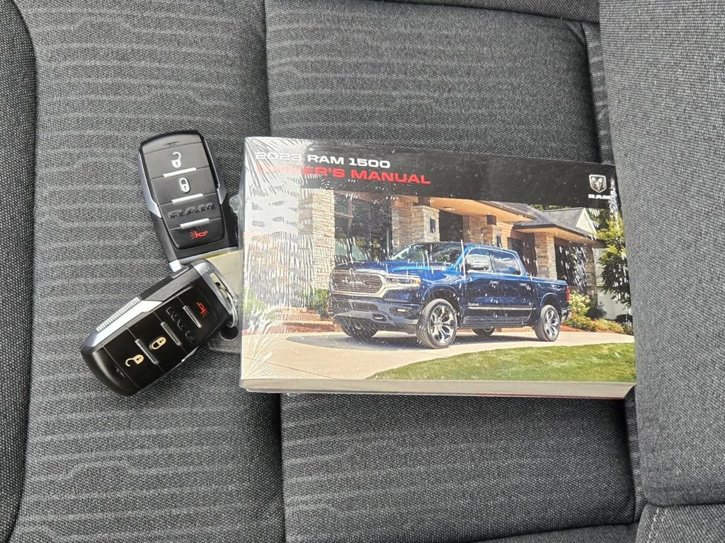 Used 2023 RAM 1500 Big Horn AWD/4WD image 13