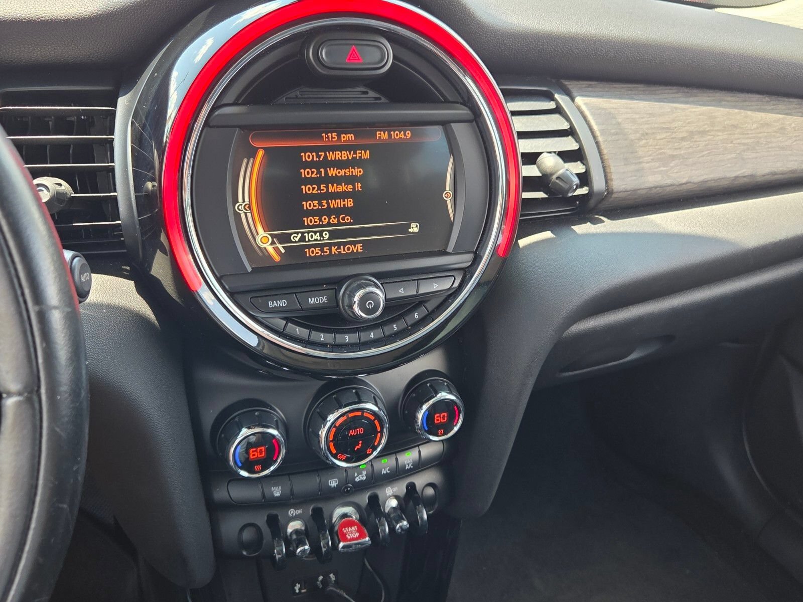 Used 2016 MINI Cooper 4-Door Hardtop FWD image 19