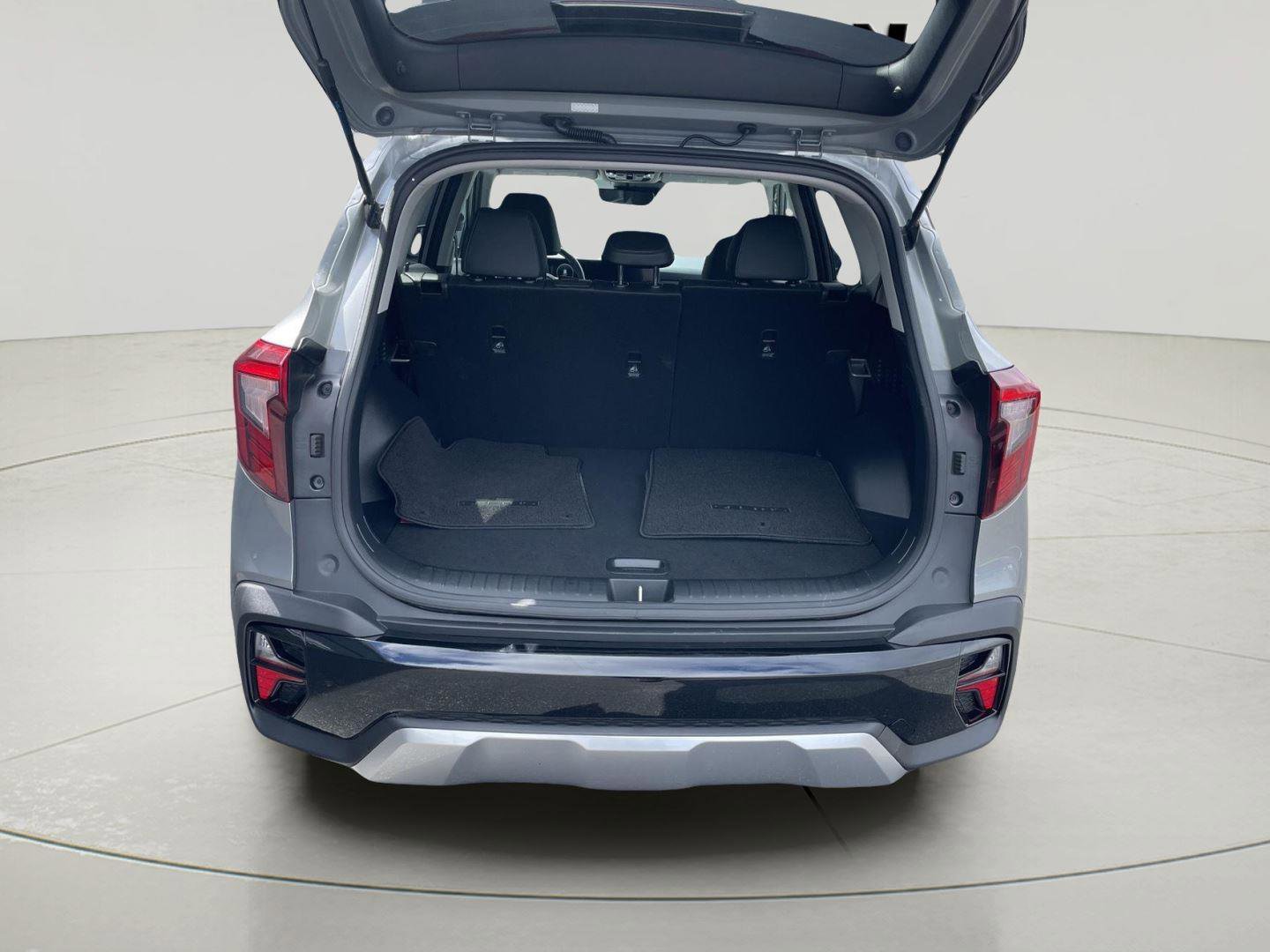 Used 2024 Kia Seltos EX image 9