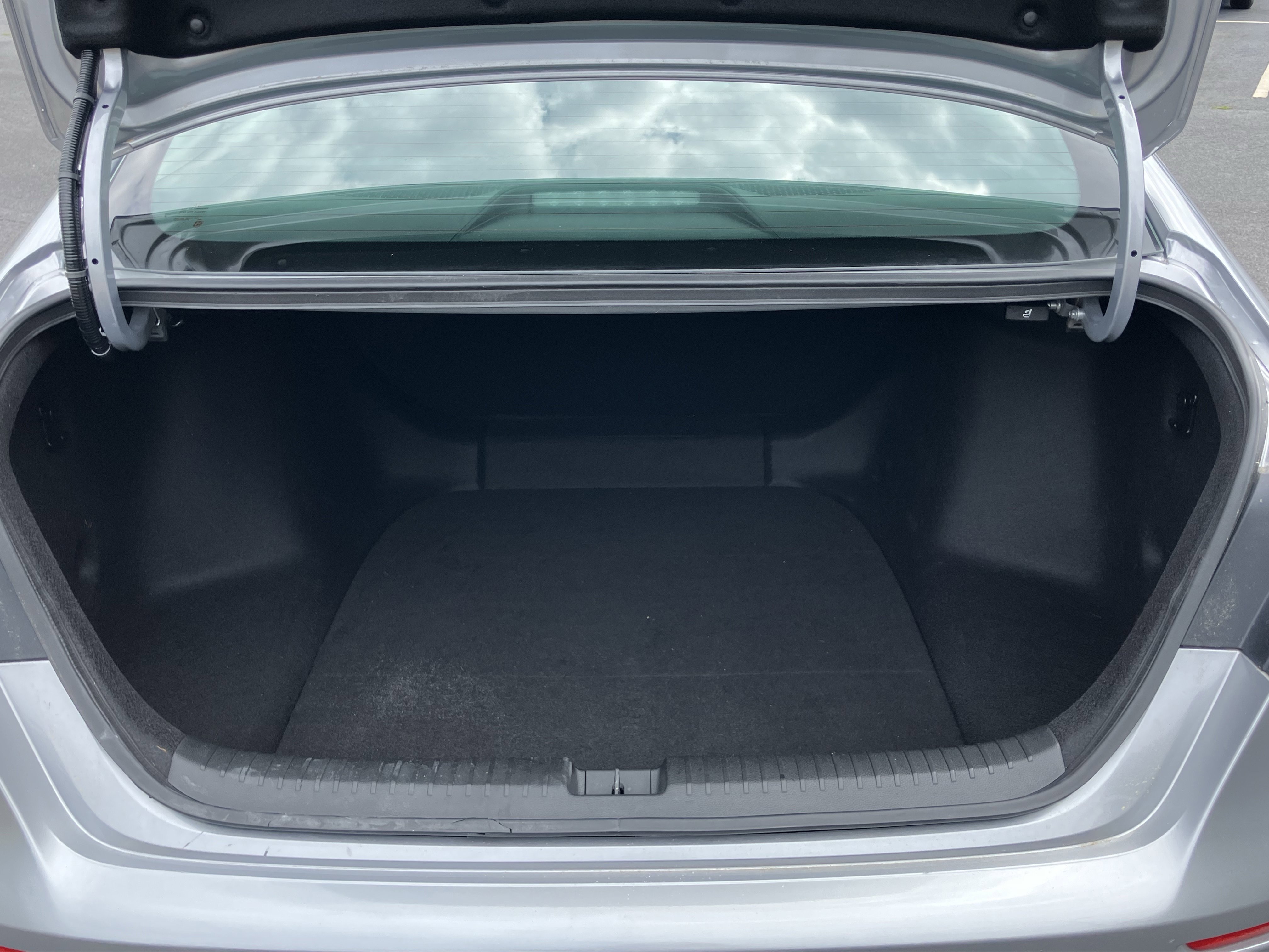 Used 2025 Honda Accord LX image 31