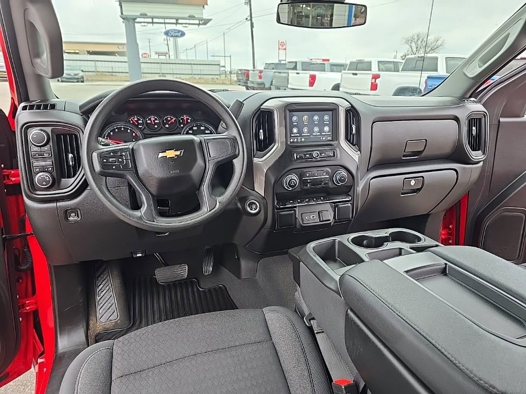 Used 2023 Chevrolet Silverado 1500 Custom image 18