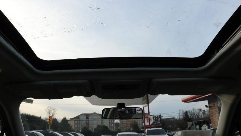 Used 2017 Subaru Forester 2.5i Limited image 16