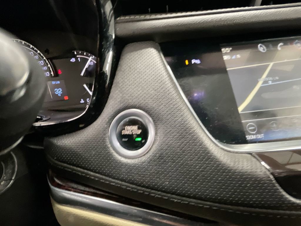 Used 2018 Cadillac XT5 Premium Luxury image 17