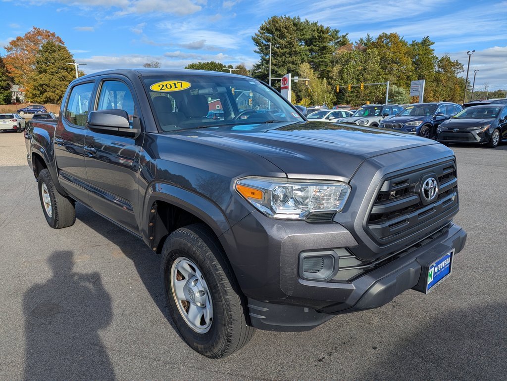 Used 2017 Toyota Tacoma SR image 7