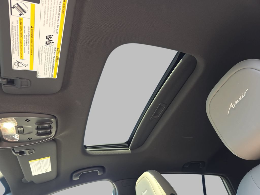 Certified 2024 Buick Envista Avenir FWD image 33
